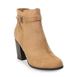 NEW LC Lauren Conrad Ouverte High Heel Ankle Boots